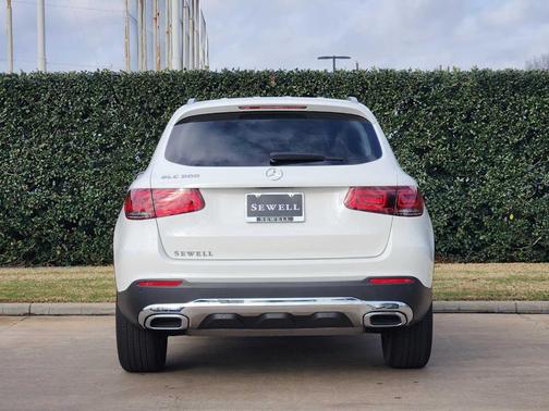 2022 Mercedes-Benz GLC 300 Base