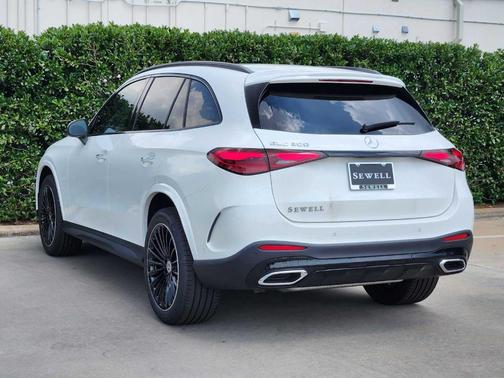 2025 Mercedes-Benz GLC 300 Base