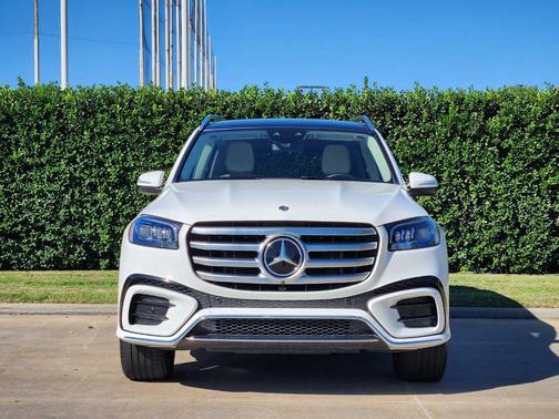 2025 Mercedes-Benz GLS 450 4MATIC