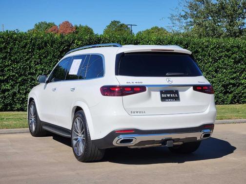 2025 Mercedes-Benz GLS 450 4MATIC