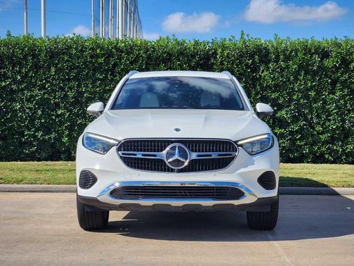 2025 Mercedes-Benz GLC 300 Base