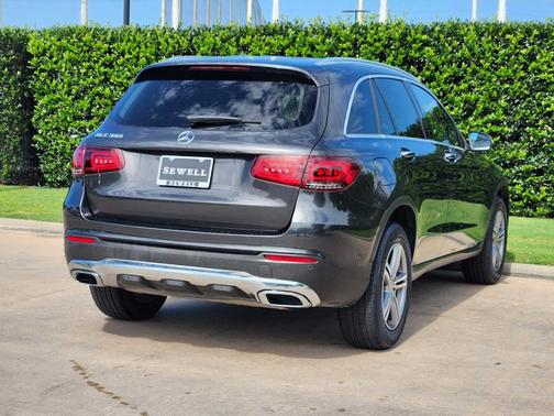 2021 Mercedes-Benz GLC 300 Base