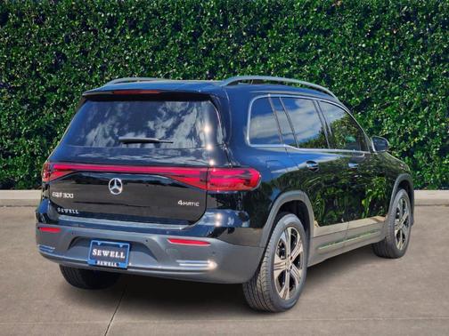 2025 Mercedes-Benz EQB 300 Base 4MATIC
