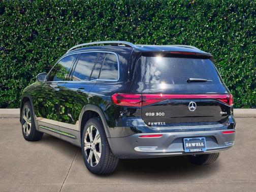 2025 Mercedes-Benz EQB 300 Base 4MATIC