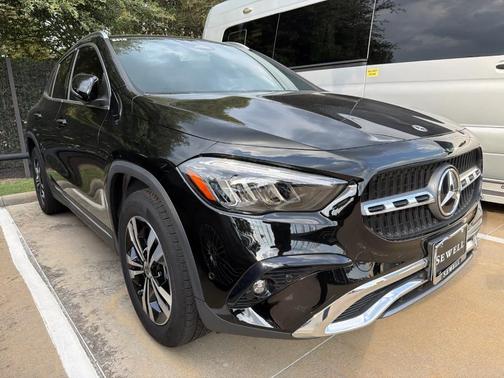 Midnight Black 2026 Mercedes-Benz GLA 250 Base