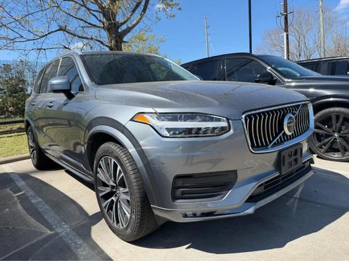 2020 Volvo XC90 T5 Momentum 7 Passenger