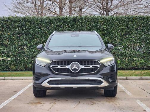 2026 Mercedes-Benz GLC 300 Base