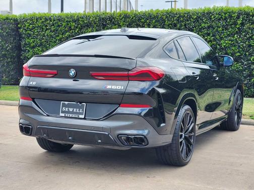 Black Sapphire Metallic 2025 BMW X6 M60i