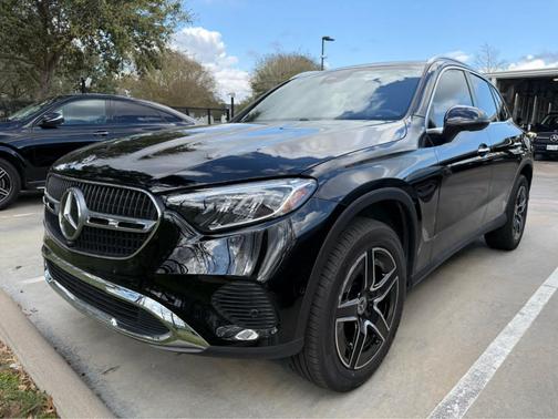 2026 Mercedes-Benz GLC 300 Base