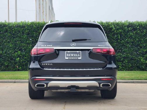 Black 2026 Mercedes-Benz GLS 450 4MATIC