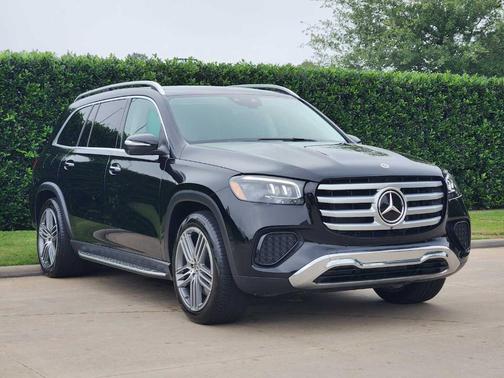 Black 2026 Mercedes-Benz GLS 450 4MATIC