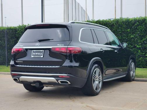 Black 2026 Mercedes-Benz GLS 450 4MATIC
