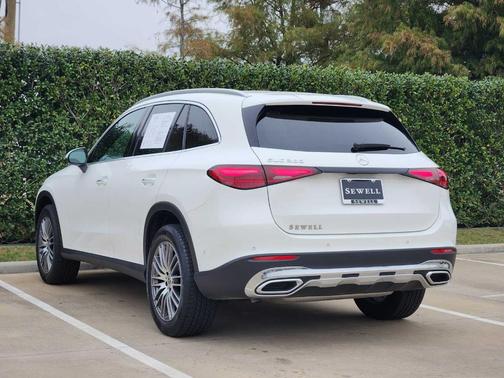 2025 Mercedes-Benz GLC 300 Base