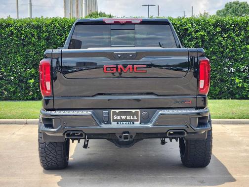 Onyx Black 2025 GMC Sierra 1500 AT4