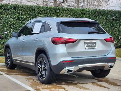 2026 Mercedes-Benz GLA 250 Base