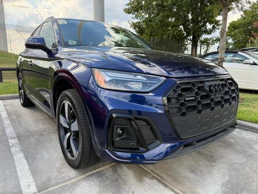 2023 Audi Q5 45 S line Premium Plus