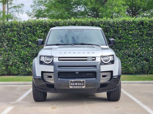 Hakuba Silver 2022 Land Rover Defender 90 X-Dynamic S