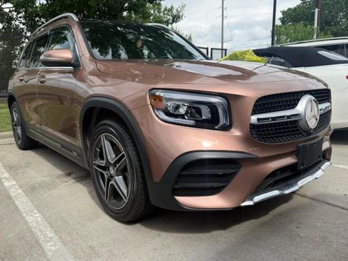 Rose Gold Metallic 2022 Mercedes-Benz GLB 250 Base