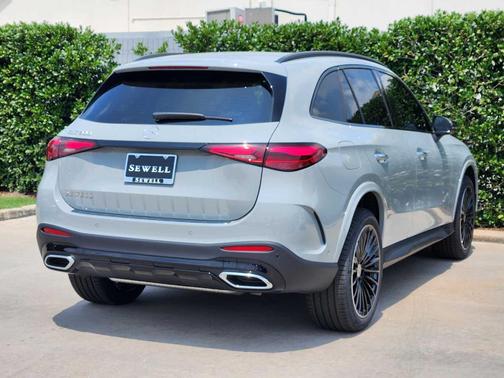 2025 Mercedes-Benz GLC 300 Base