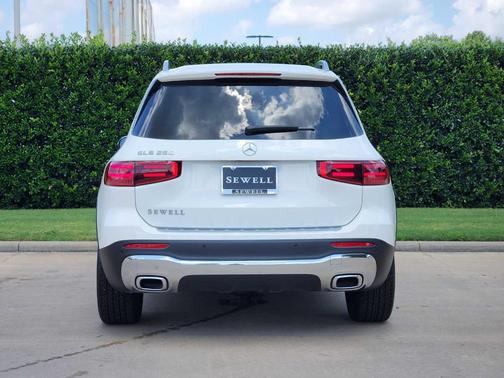 2025 Mercedes-Benz GLB 250 Base