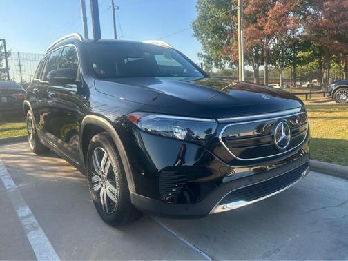2022 Mercedes-Benz EQB 300 Base 4MATIC