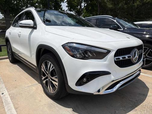 Polar White 2026 Mercedes-Benz GLA 250 Base