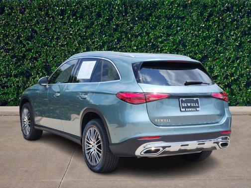 2025 Mercedes-Benz GLC 300 Base