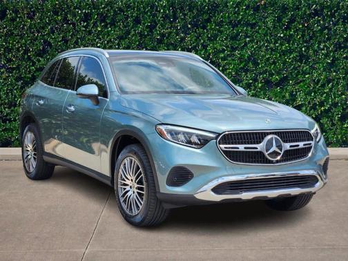 2025 Mercedes-Benz GLC 300 Base