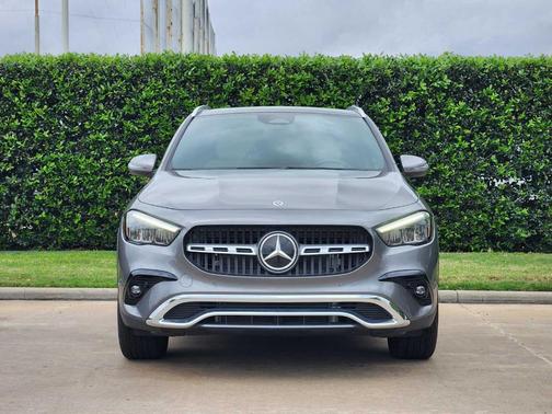 Metallic 2025 Mercedes-Benz GLA 250 Base