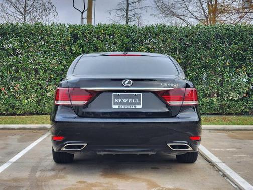 2015 Lexus LS 460 