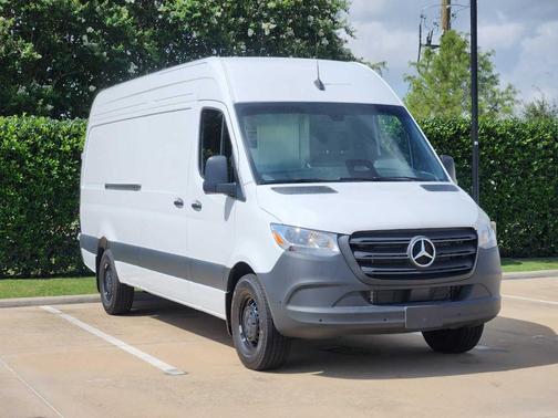 2025 Mercedes-Benz Sprinter 2500