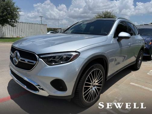 Cirrus Silver Metallic 2026 Mercedes-Benz GLC 300 Base
