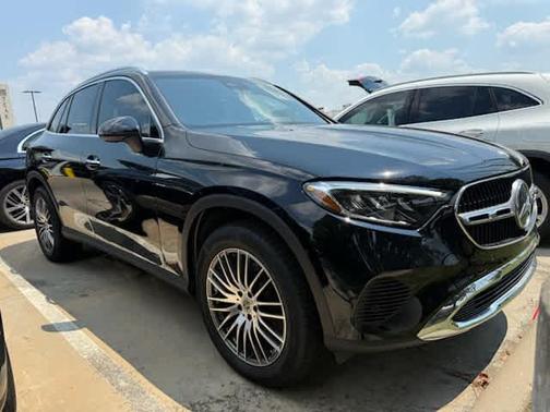 2025 Mercedes-Benz GLC 300 Base