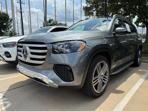 2025 Mercedes-Benz GLS 450 4MATIC