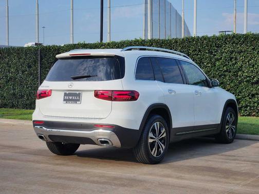 2025 Mercedes-Benz GLB 250 Base