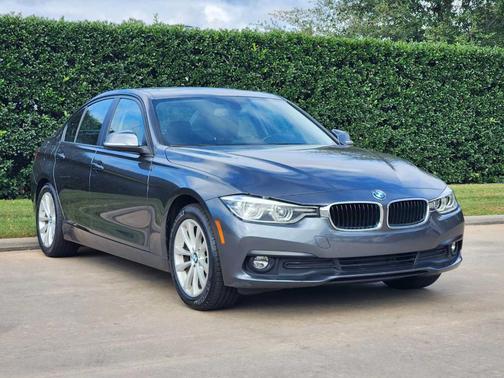 Mineral Gray Metallic 2018 BMW 320 i