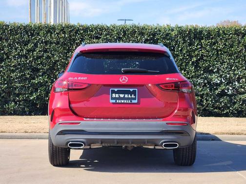 2022 Mercedes-Benz GLA 250 Base 4MATIC