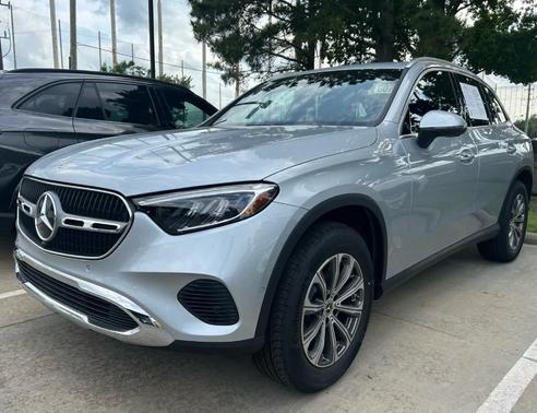 2025 Mercedes-Benz GLC 300 Base