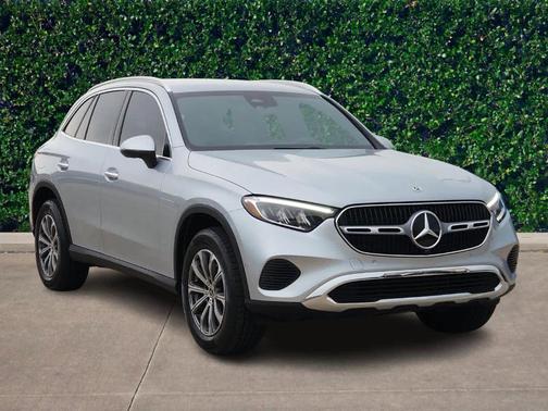 2025 Mercedes-Benz GLC 300 Base