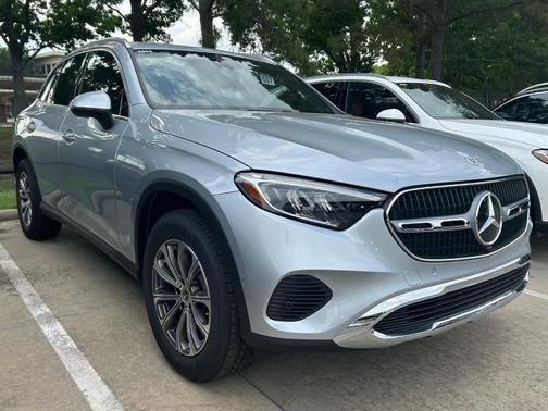 2025 Mercedes-Benz GLC 300 Base