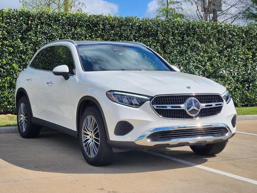 2026 Mercedes-Benz GLC 300 Base