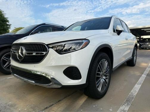 2026 Mercedes-Benz GLC 300 Base
