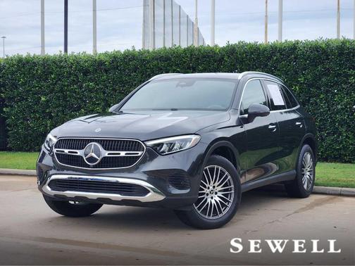 Graphite Gray Metallic 2026 Mercedes-Benz GLC 300 Base