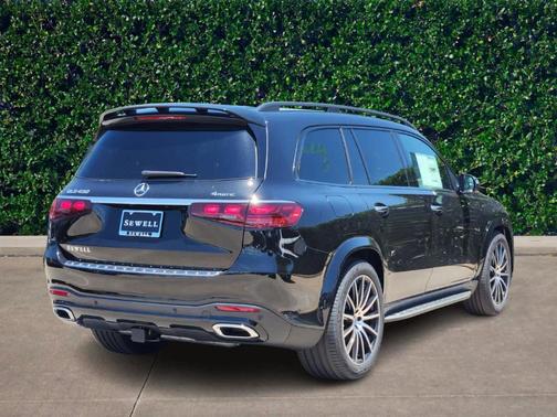 2025 Mercedes-Benz GLS 450 4MATIC