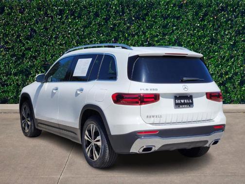 2025 Mercedes-Benz GLB 250 Base