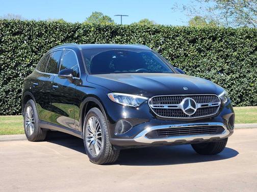 2026 Mercedes-Benz GLC 300 Base