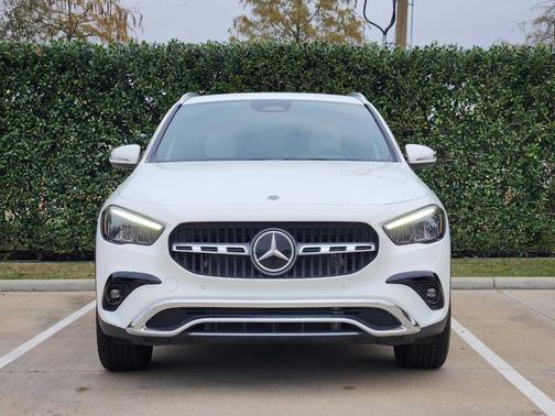 2025 Mercedes-Benz GLA 250 Base