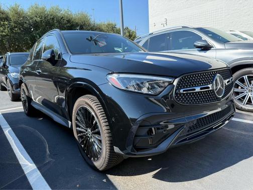2023 Mercedes-Benz GLC 300 Base