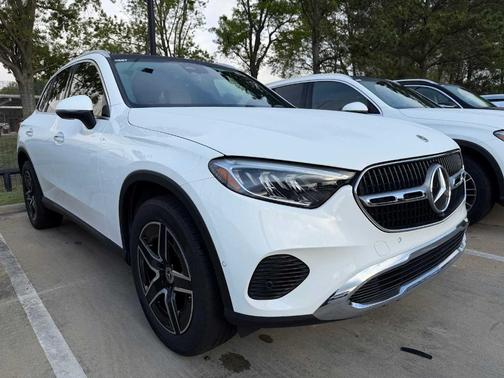 2026 Mercedes-Benz GLC 300 Base