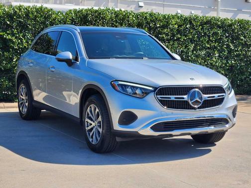 2025 Mercedes-Benz GLC 300 Base